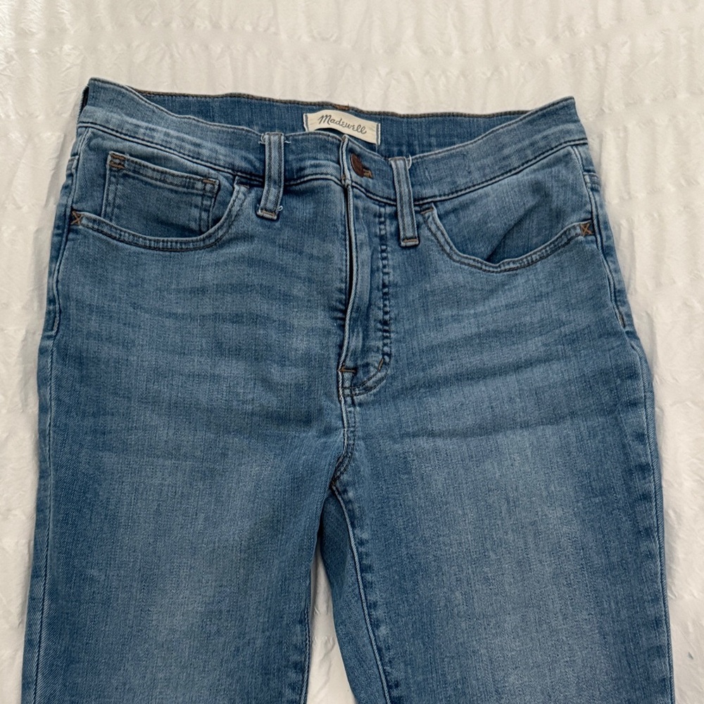 Madewell Women's Light Blue Straight Leg Jeans